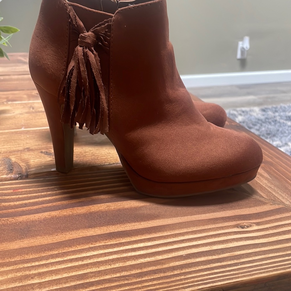 Kenneth Cole Tan High Heel booties with side fringe